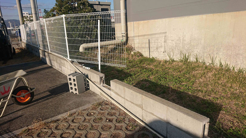 フェンス取替作業